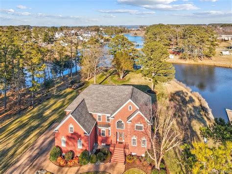 poquoson zillow